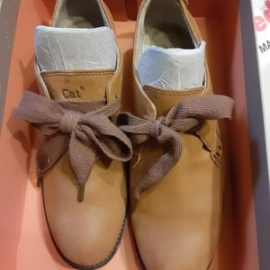 New Caterpillar shoes size 8